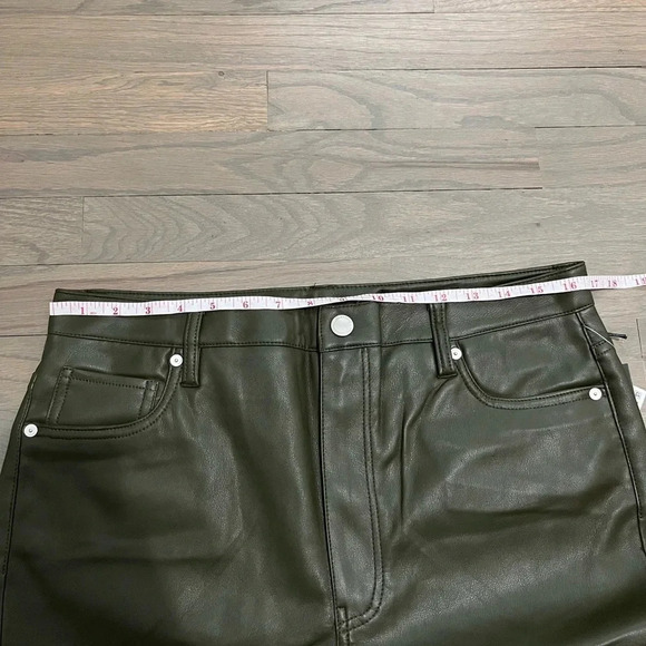 BLANKNYC Franklin High Waist Faux Leather Wide Leg Pants Sign up green. Size 31 - Picture 9 of 10